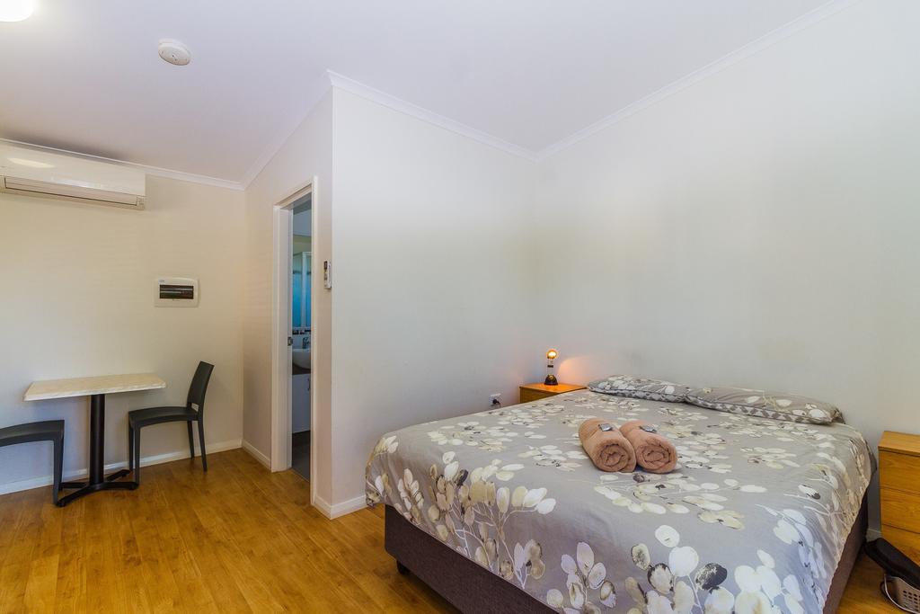 Big4 Bunbury Riverside Holiday Park Eaton Экстерьер фото