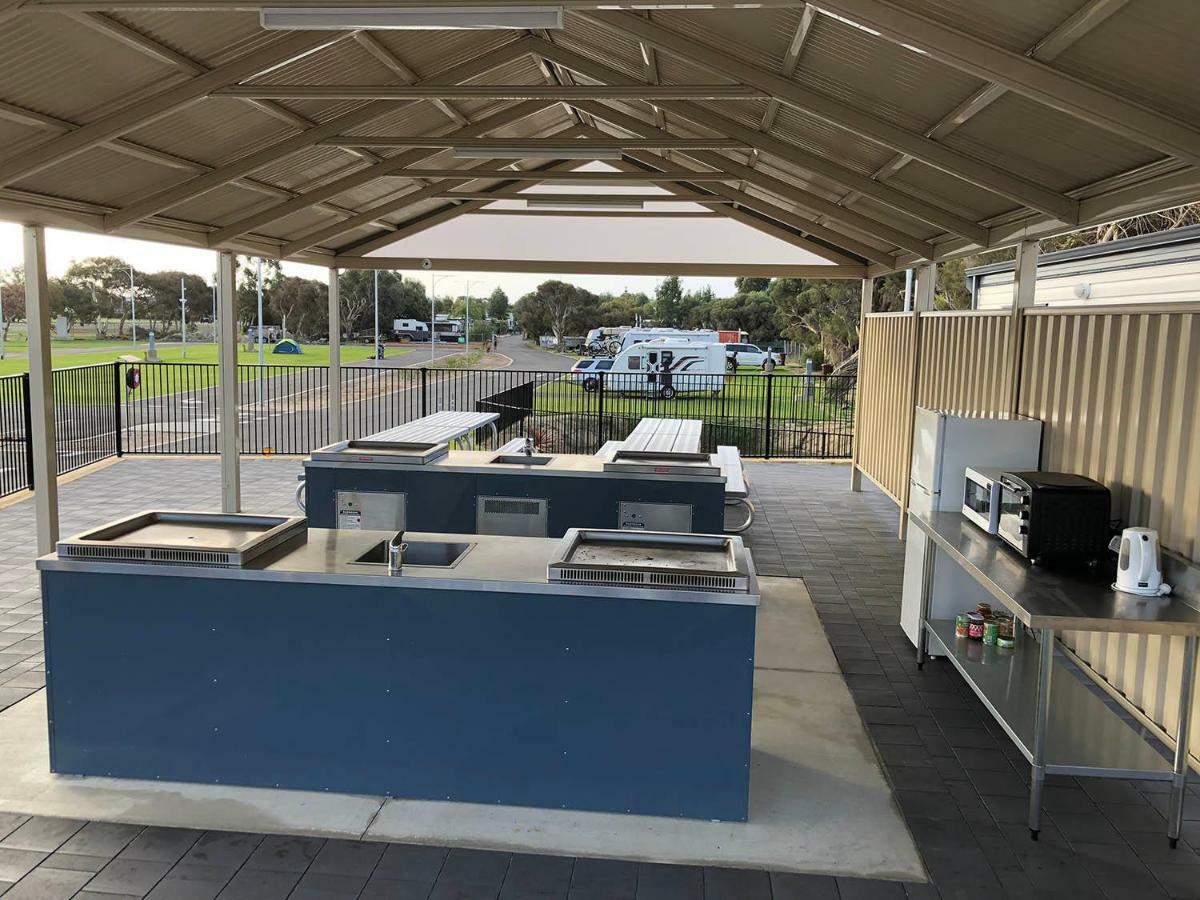 Big4 Bunbury Riverside Holiday Park Eaton Экстерьер фото